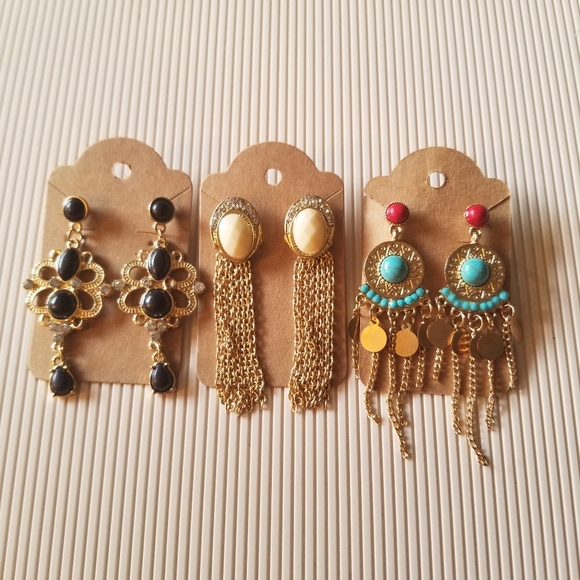 Earring Bundle 4 - Picture 1 of 6